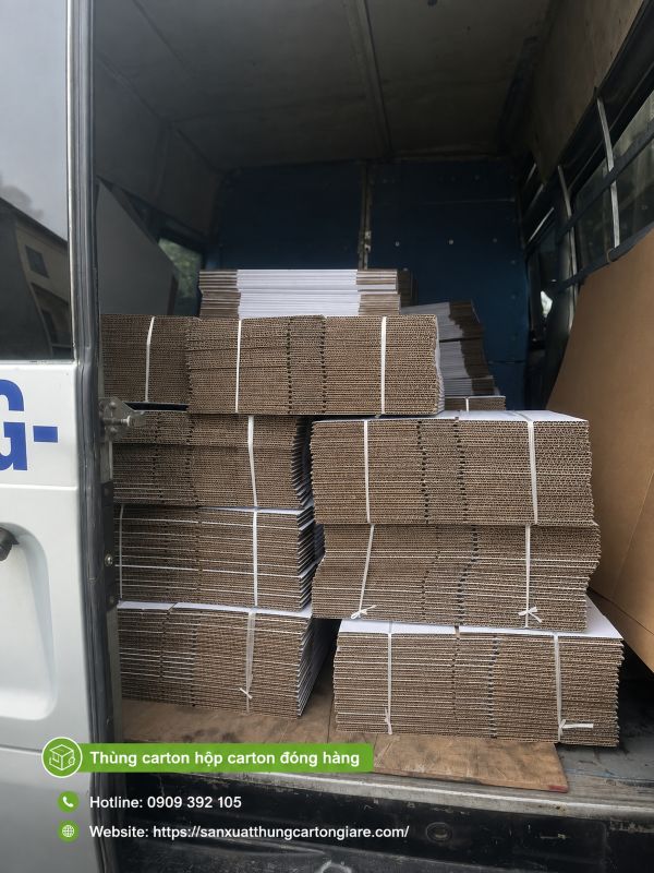 Thùng carton hộp carton đóng hàng giá rẻ tại TPHCM